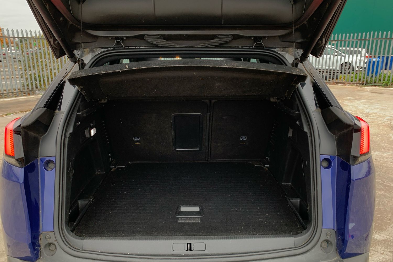 Used Peugeot 3008 2017 for sale - 76267890: Photo 14