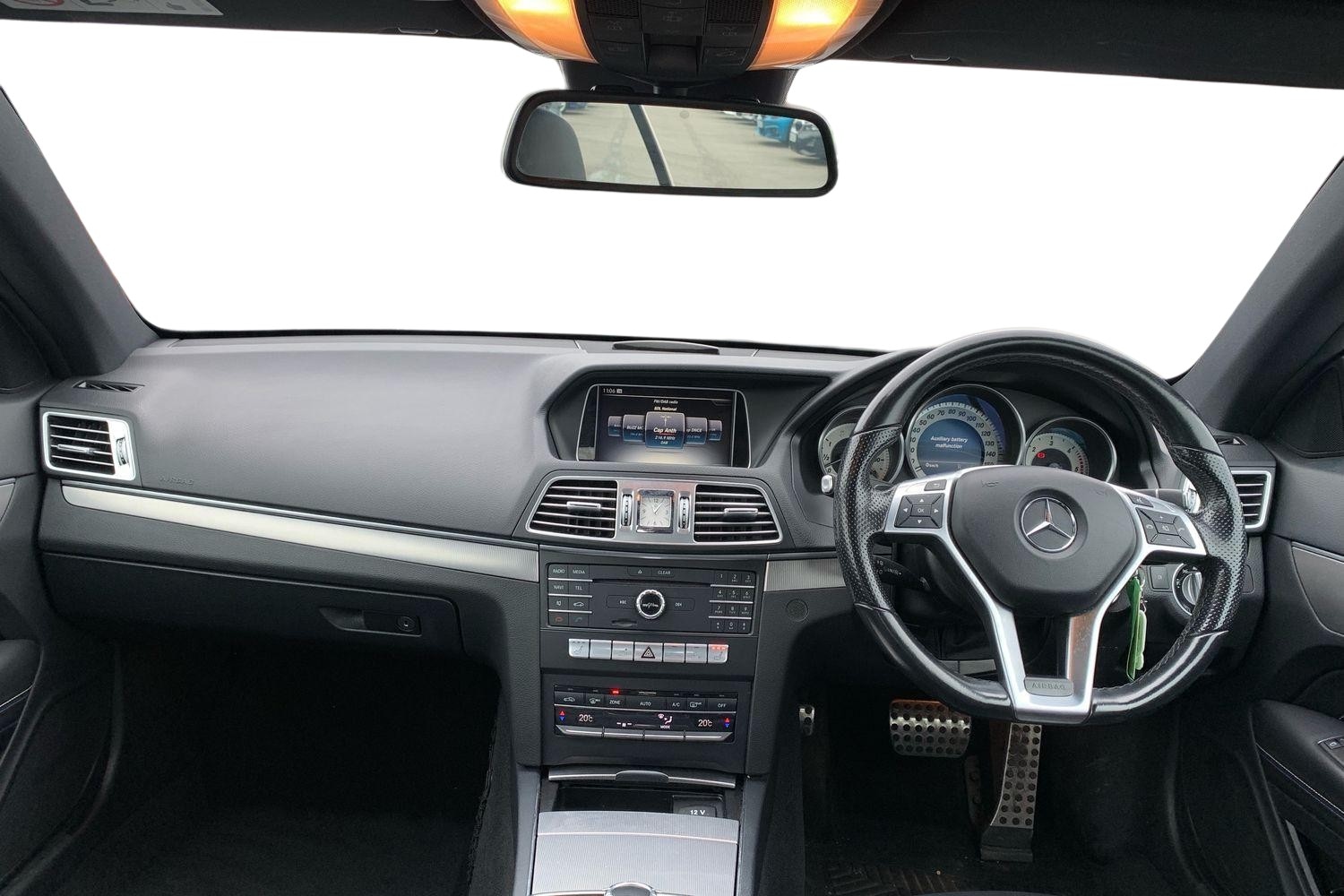 Used Mercedes-Benz E Class 2016 for sale - 76649313: Photo 3