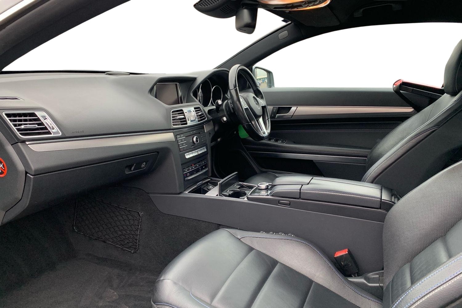 Used Mercedes-Benz E Class 2016 for sale - 76649313: Photo 4