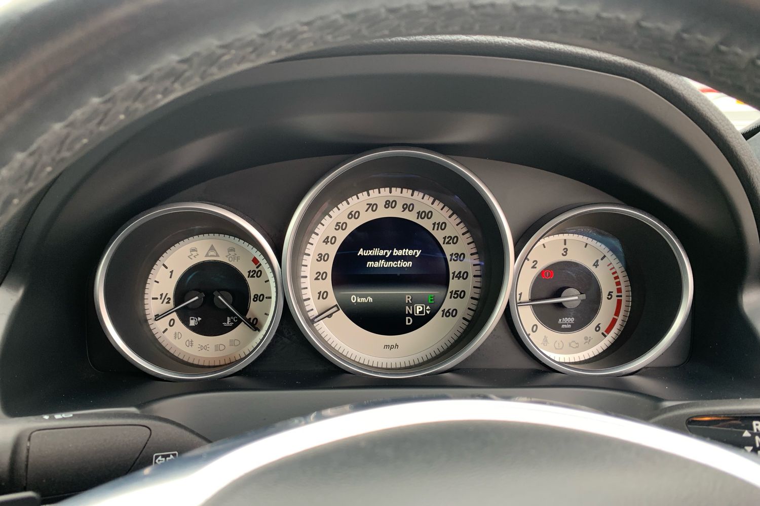 Used Mercedes-Benz E Class 2016 for sale - 76649313: Photo 8