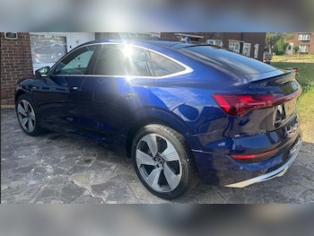 Used Audi e-tron 2022 for sale - 79542558: Photo