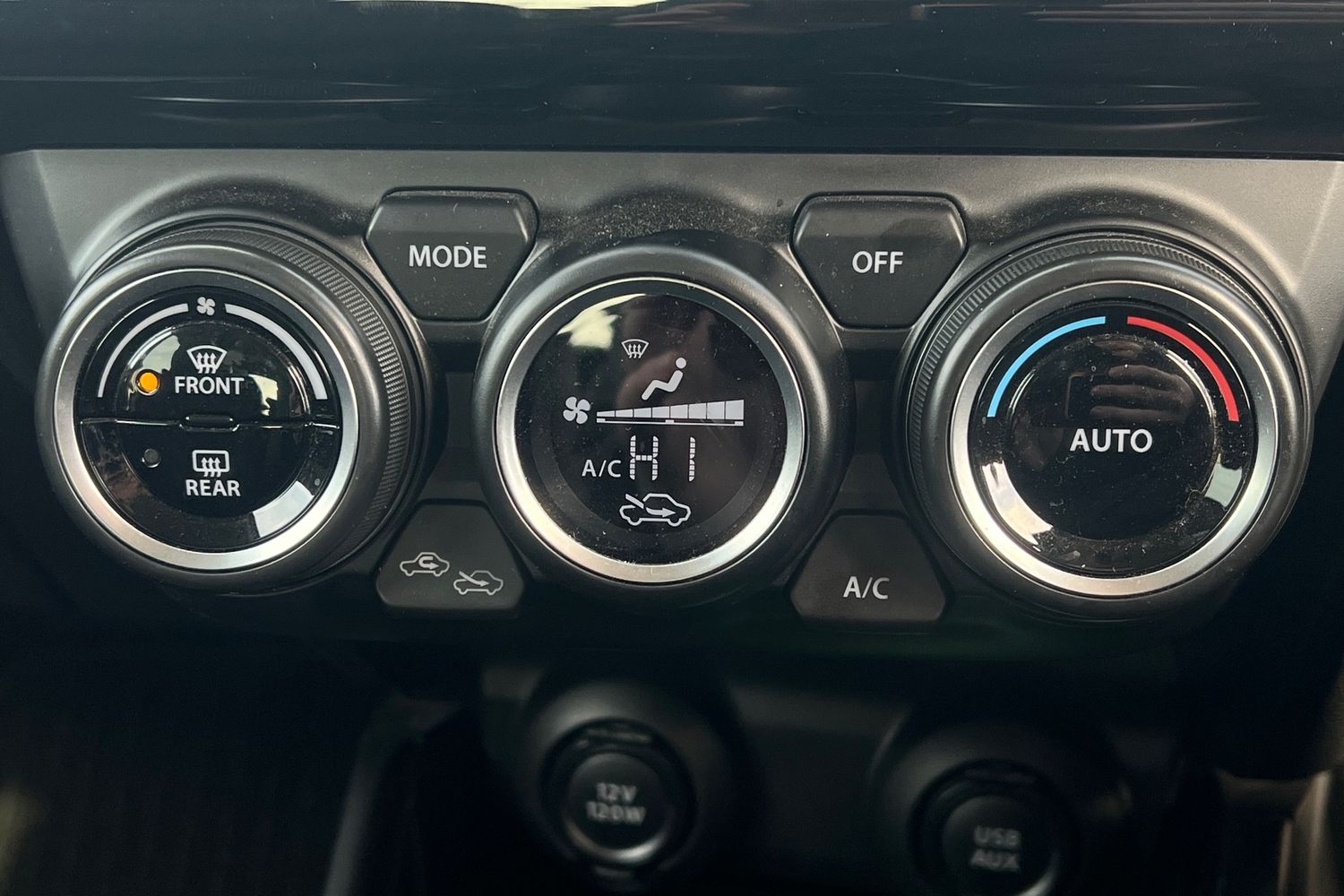 Used Suzuki Swift 2022 for sale - 76697608: Photo 8