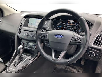 Used Ford Focus 2017 for sale - 78437035: Photo