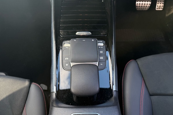 Used Mercedes-Benz GLB 2020 for sale - 75568063: Photo 8