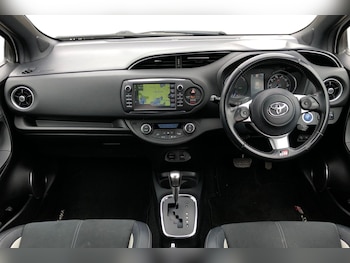 Used Toyota Yaris 2019 for sale - 78437055: Photo