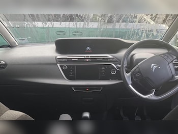 Used Citroen C4 2019 for sale - 76902604: Photo