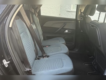 Used Citroen C4 2019 for sale - 76902604: Photo