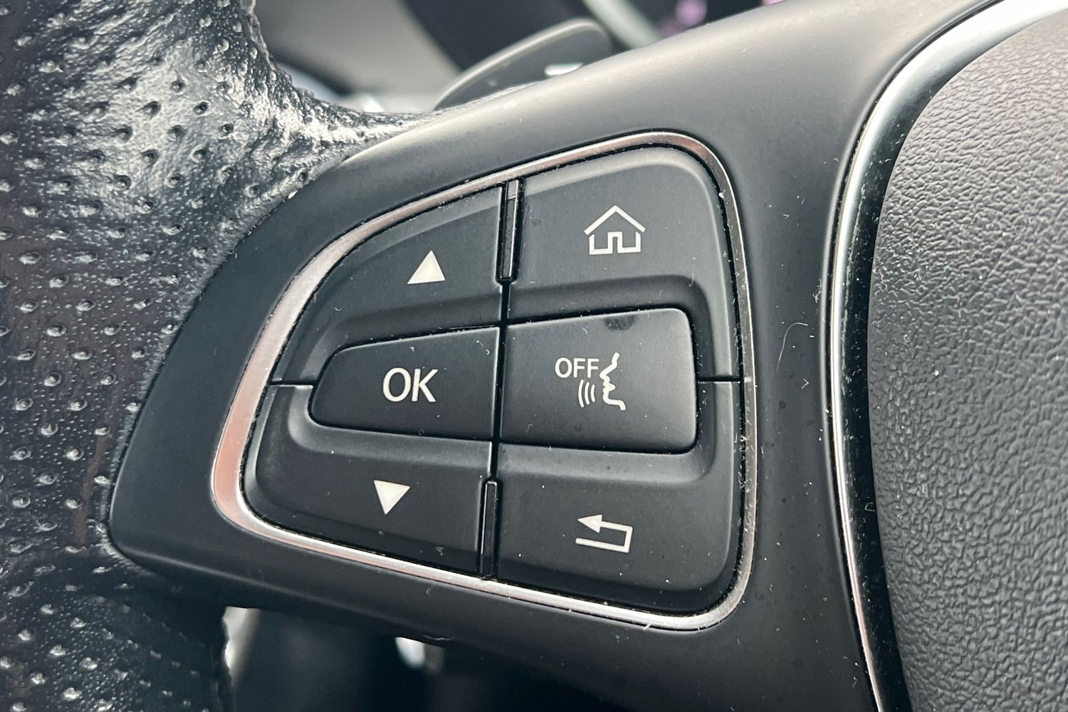 Used Mercedes-Benz GLC 2019 for sale - 77571071: Photo 13