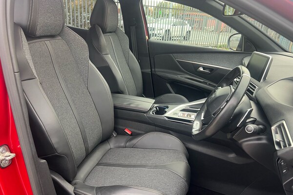 Used Peugeot 3008 2018 for sale - 76115082: Photo 12