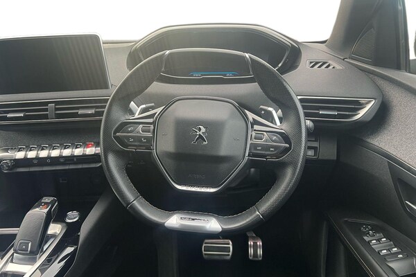 Used Peugeot 3008 2018 for sale - 76115082: Photo 5