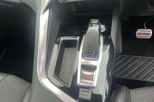 Used Peugeot 3008 2018 for sale - 76115082: Photo 8