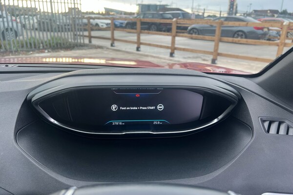 Used Peugeot 3008 2018 for sale - 76115082: Photo 9