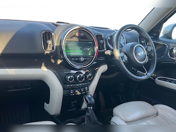 Used MINI Countryman 2017 for sale - 77515151: Photo