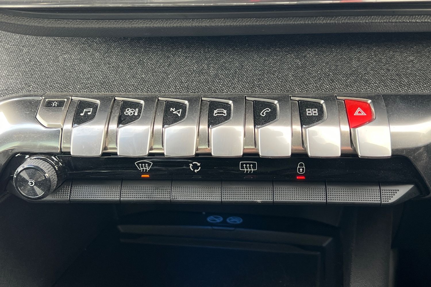 Used Peugeot 3008 2017 for sale - 76732520: Photo 10