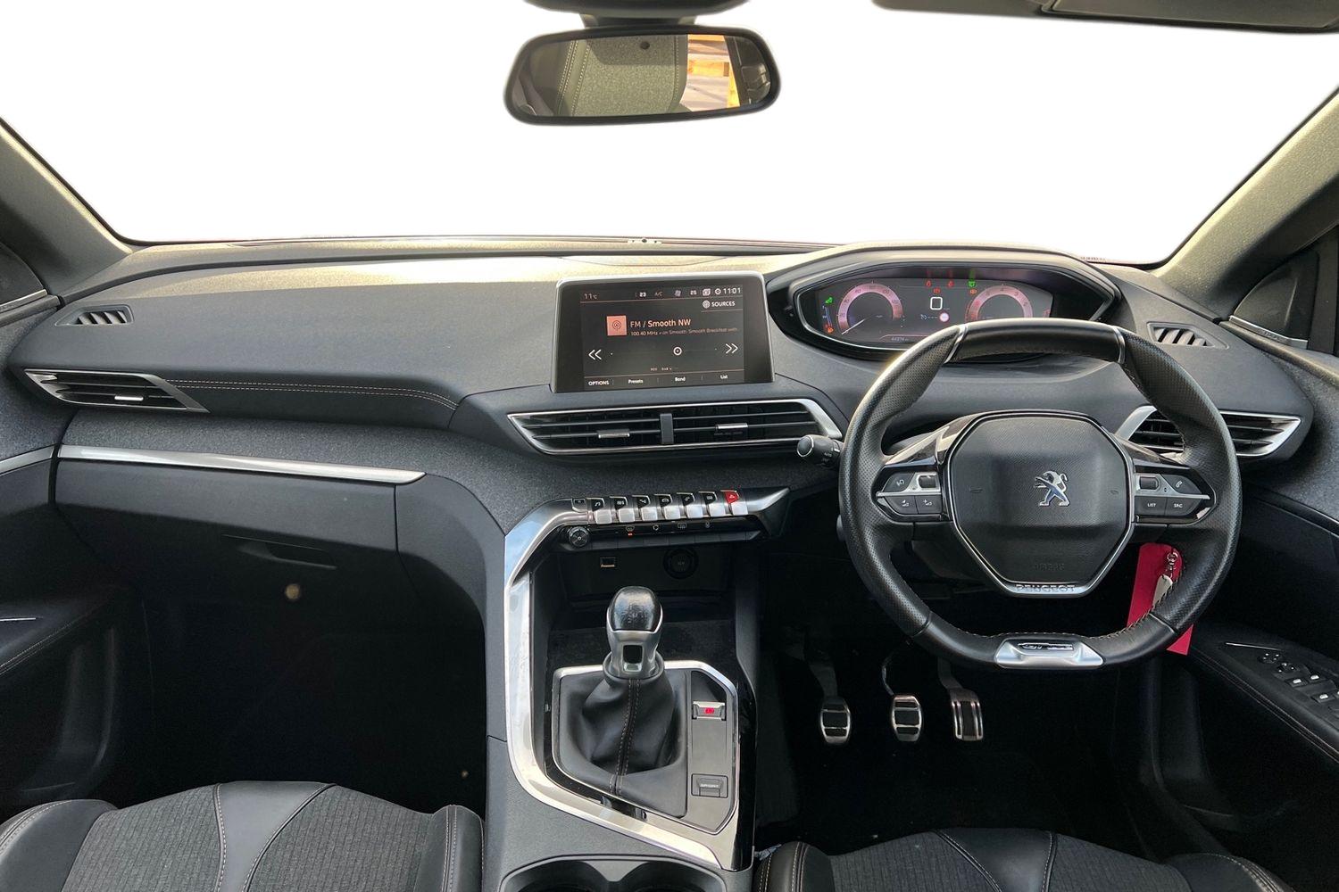 Used Peugeot 3008 2017 for sale - 76732520: Photo 3