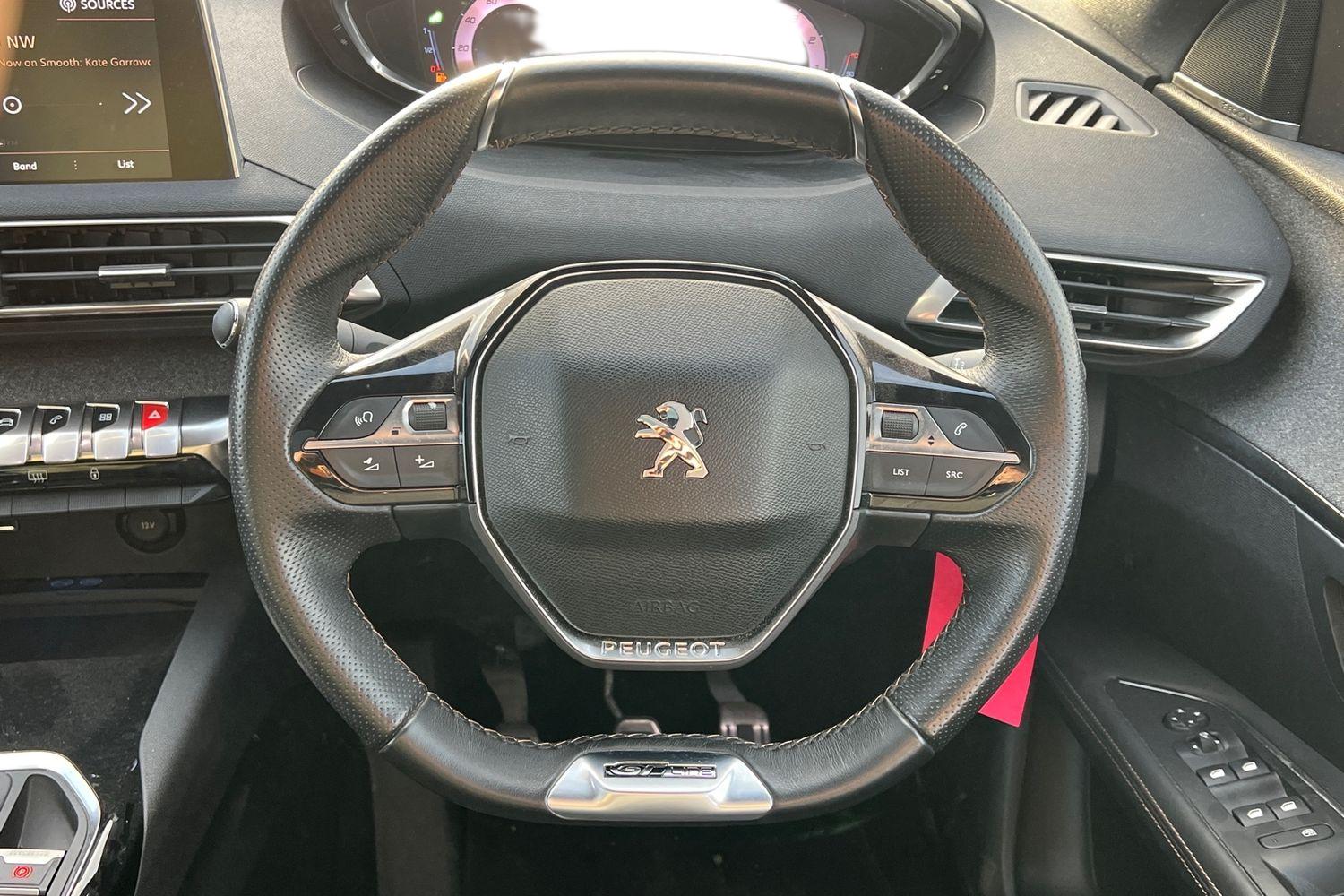 Used Peugeot 3008 2017 for sale - 76732520: Photo 5