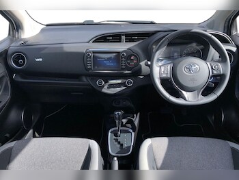 Used Toyota Yaris 2020 for sale - 78368305: Photo