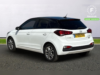 Used Hyundai i20 2019 for sale - 76353161: Photo