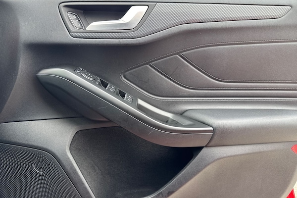 Used Ford Focus 2019 for sale - 76253290: Photo 14