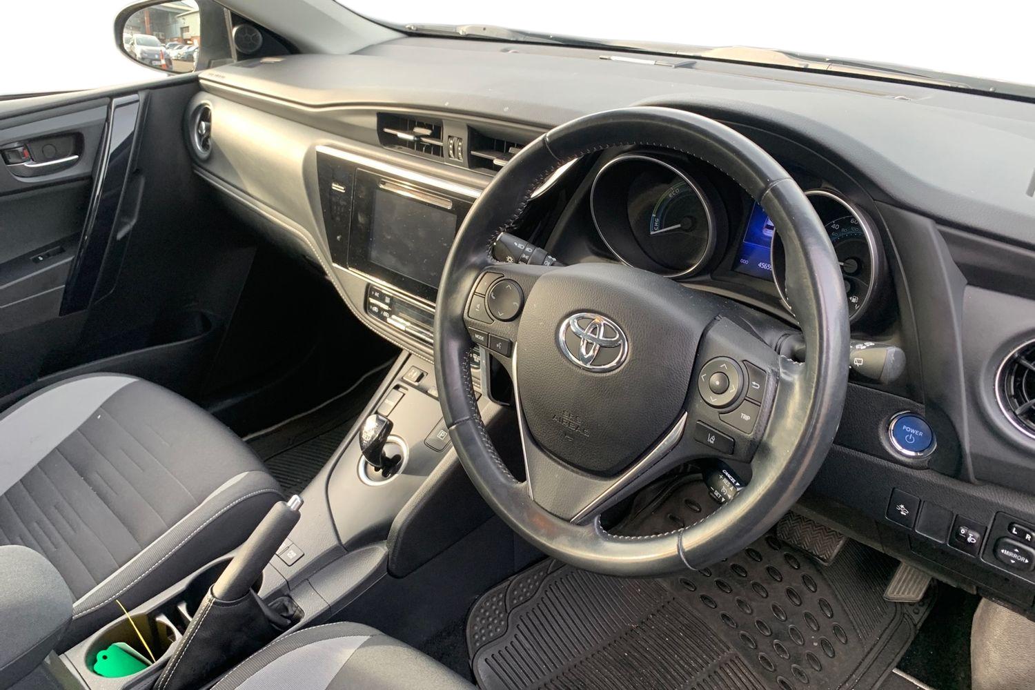 Used Toyota Auris 2017 for sale - 78029308: Photo 3