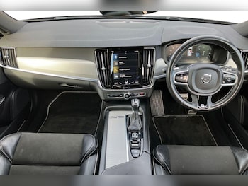 Used Volvo V90 2018 for sale - 77011527: Photo
