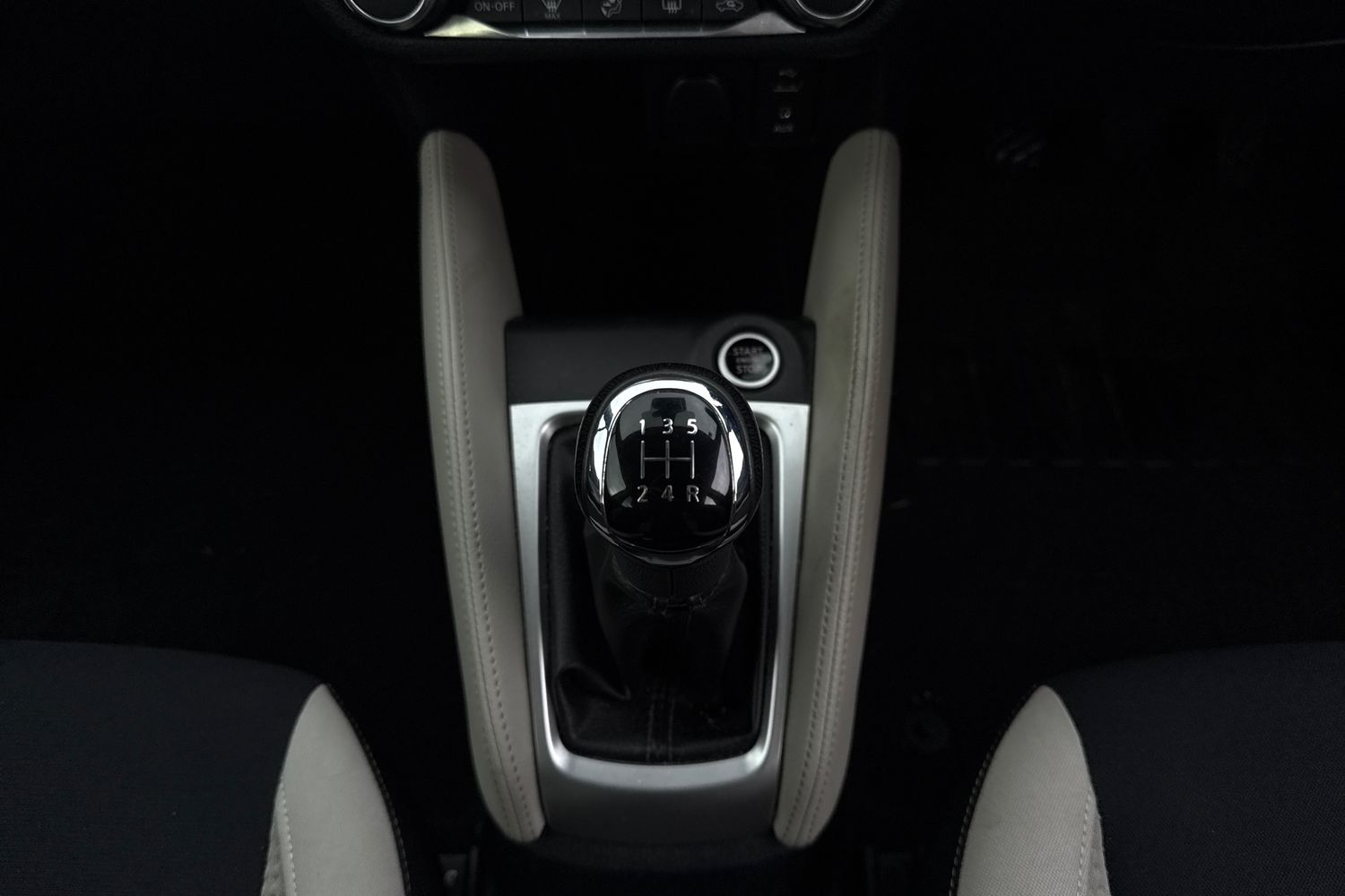 Used Nissan Micra 2017 for sale - 76541106: Photo 10