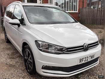 Used Volkswagen Touran 2022 for sale - 75962510: Photo