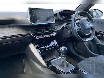 Used Peugeot 2008 2021 for sale - 79381564: Photo