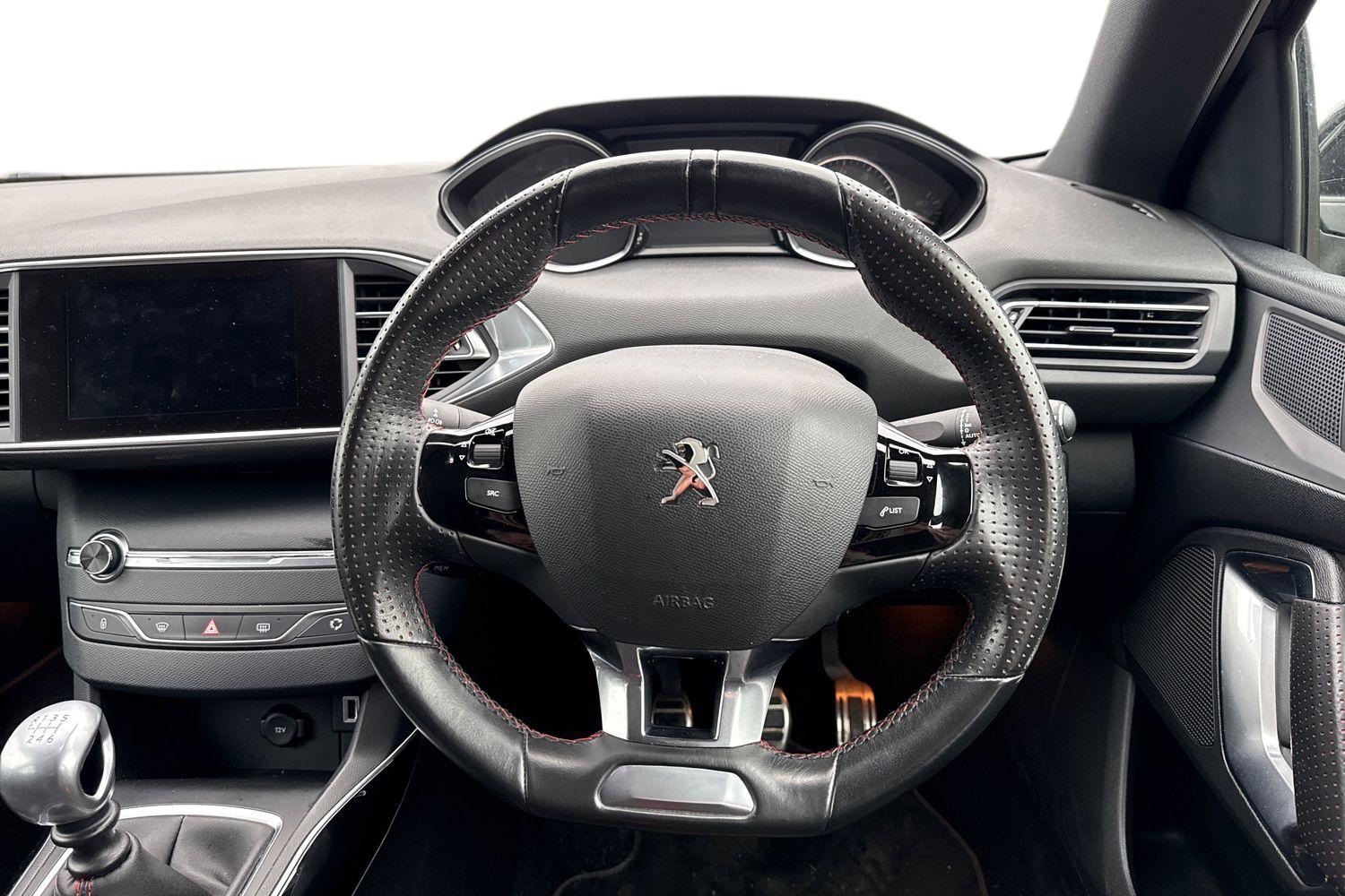 Used Peugeot 308 2018 for sale - 77485522: Photo 5