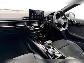 Used Audi A4 2021 for sale - 76334459: Photo 4