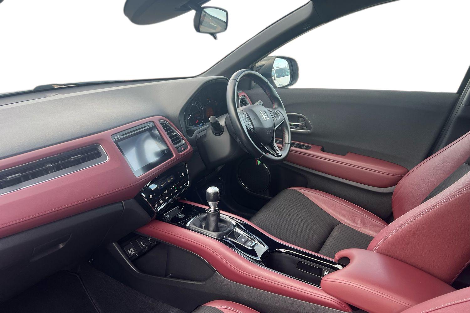 Used Honda HR-V 2019 for sale - 76364616: Photo 4