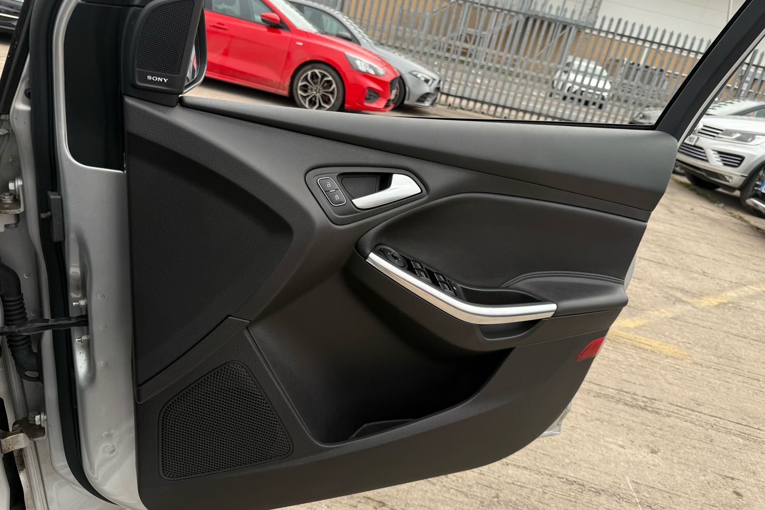 Used Ford Focus 2018 for sale - 75898753: Photo 12