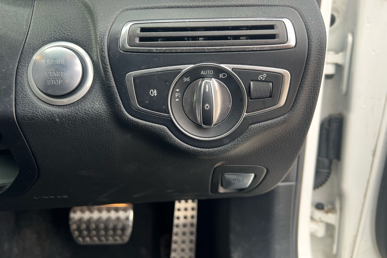 Used Mercedes-Benz C Class 2018 for sale - 75962598: Photo 10