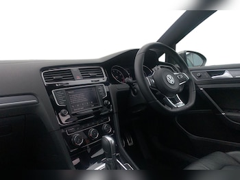 Used Volkswagen Golf 2016 for sale - 75331182: Photo
