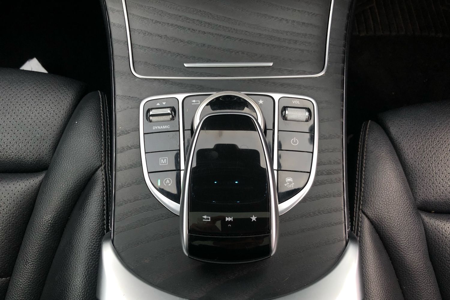 Used Mercedes-Benz GLC 2019 for sale - 76972823: Photo 8