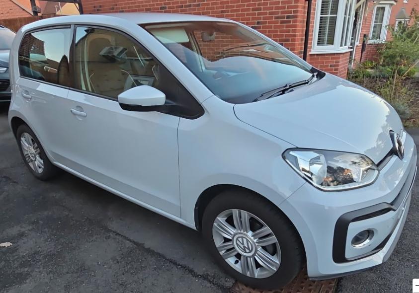 Used Volkswagen up! 2017 for sale - 76711834: Photo 1