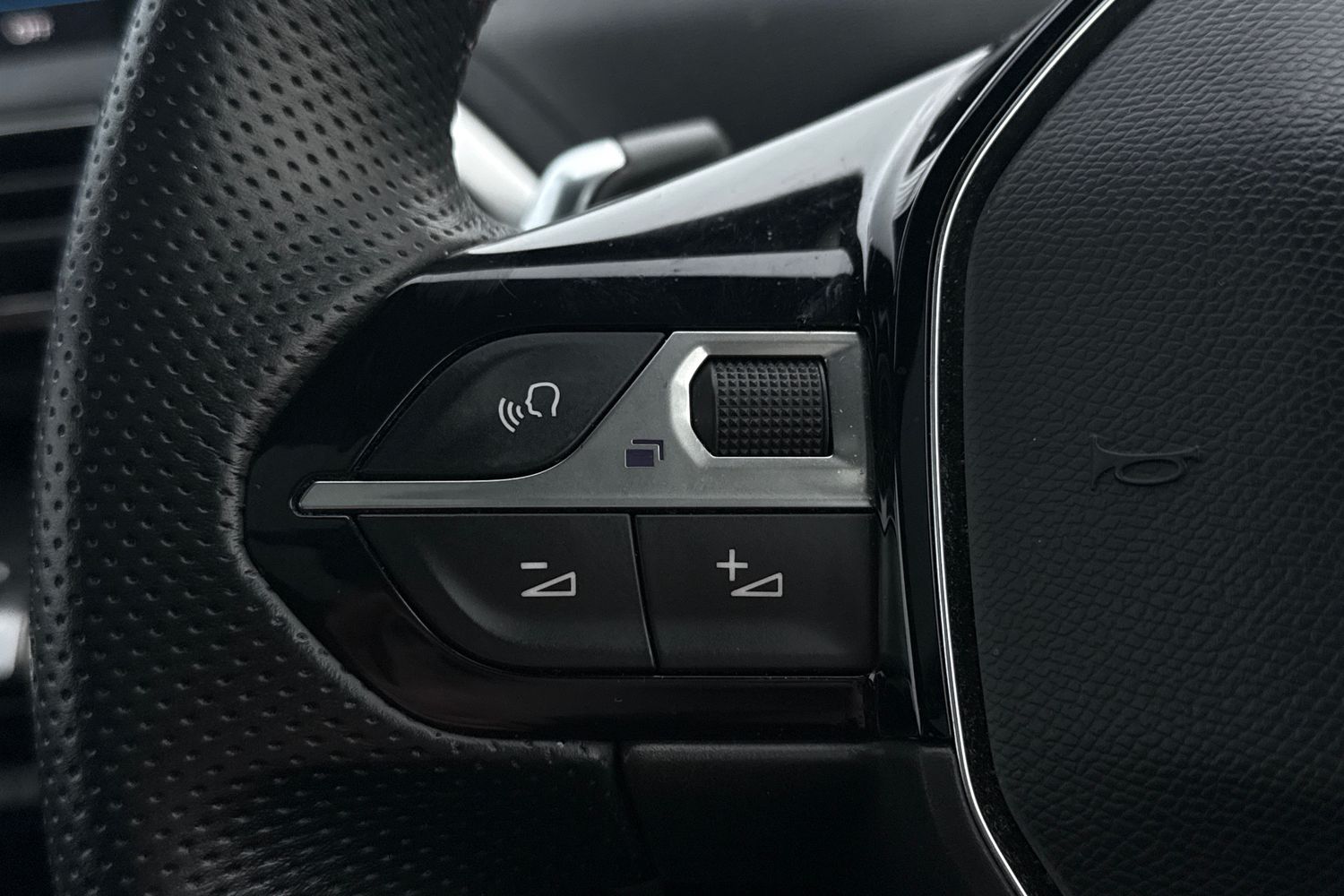 Used Peugeot 5008 2020 for sale - 77527675: Photo 10