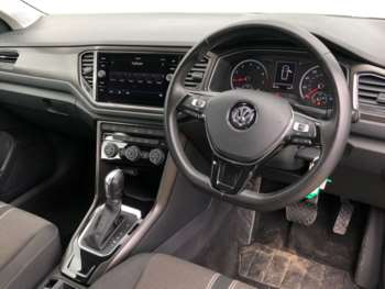 Used Volkswagen T-Roc 2019 for sale - 74982299: Photo
