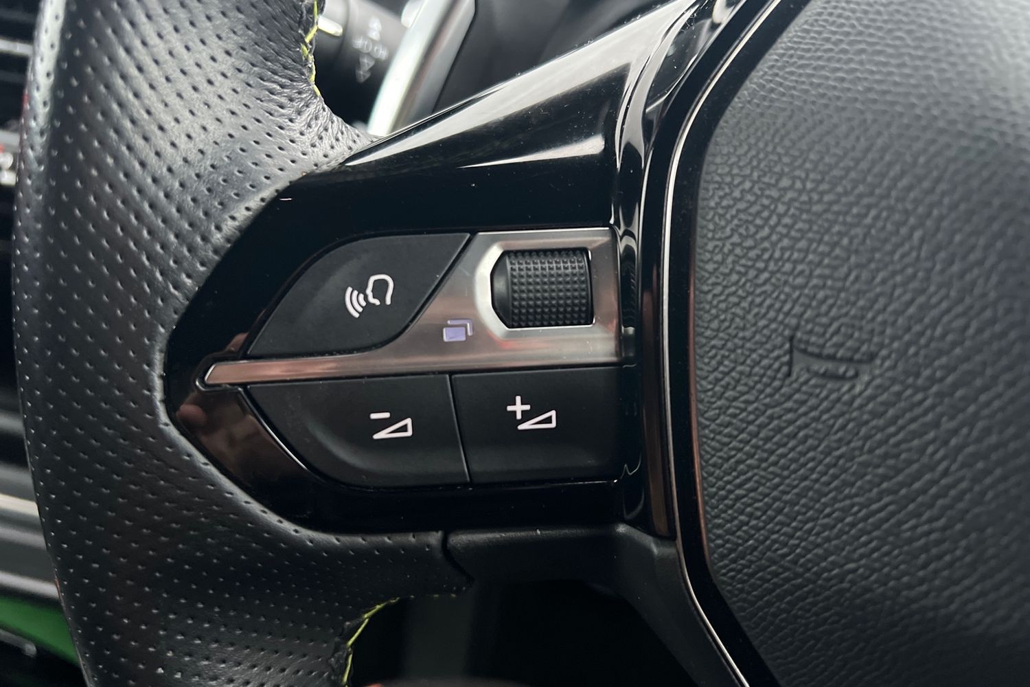 Used Peugeot 2008 2021 for sale - 77106966: Photo 14