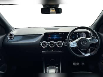 Used Mercedes-Benz GLA 2023 for sale - 79705303: Photo