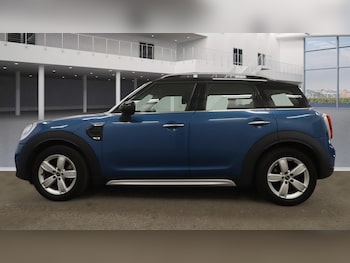 Used MINI Countryman 2019 for sale - 75582435: Photo