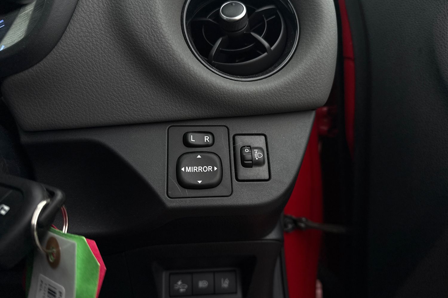 Used Toyota Yaris 2019 for sale - 76411663: Photo 11