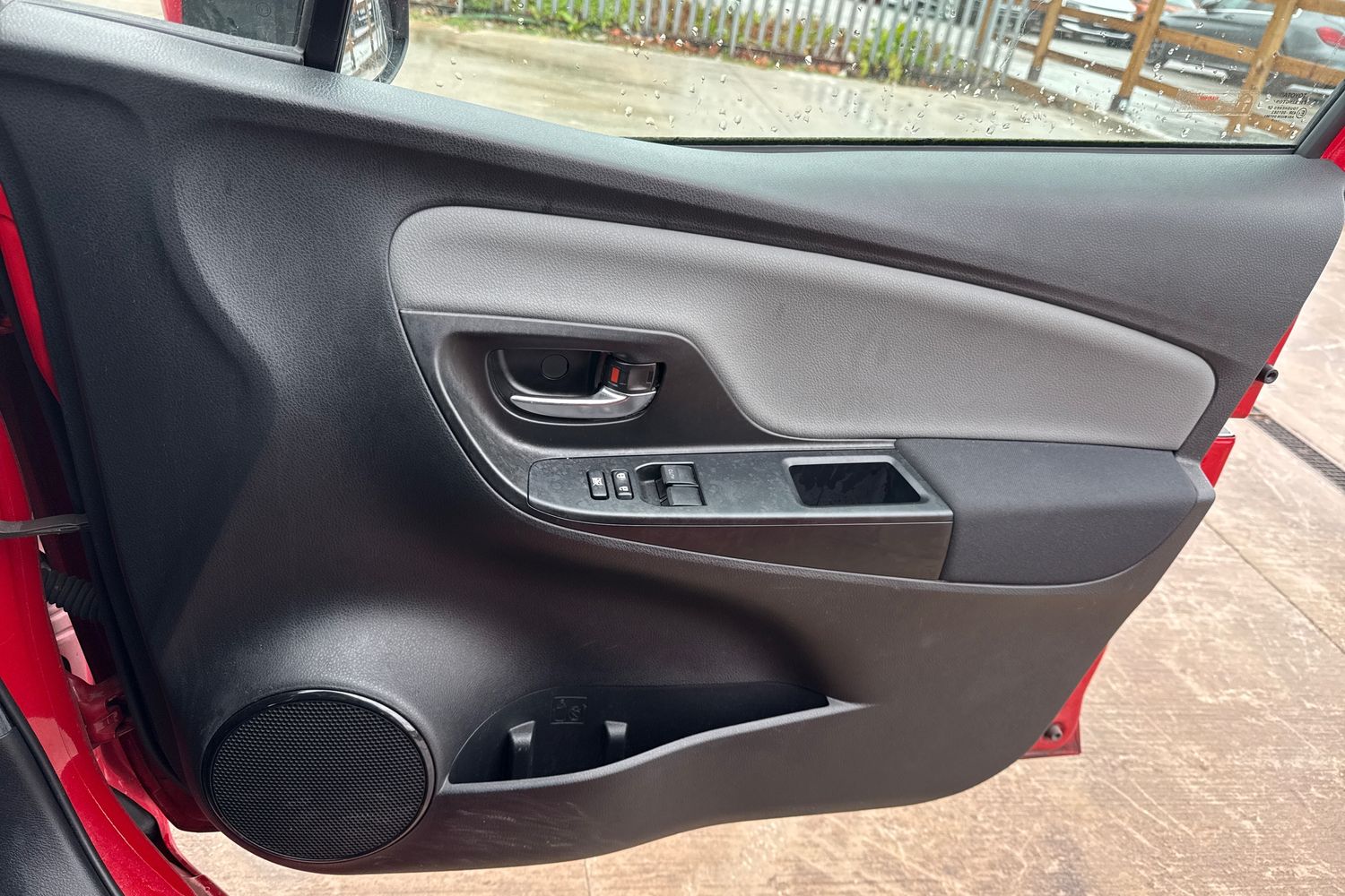 Used Toyota Yaris 2019 for sale - 76411663: Photo 12