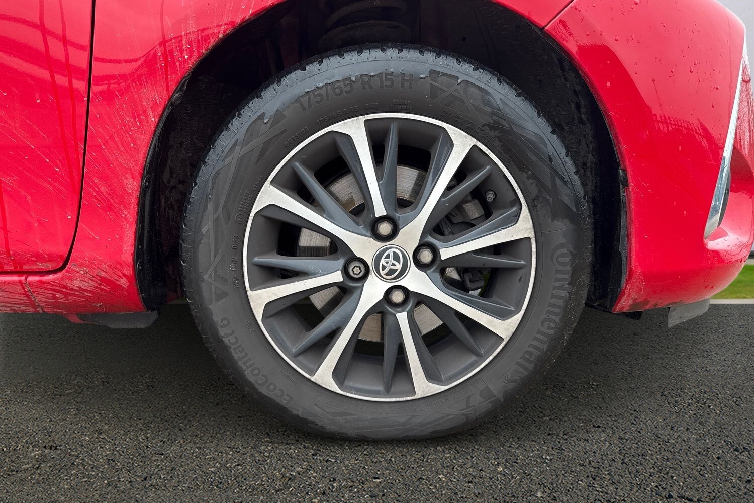 Used Toyota Yaris 2019 for sale - 76411663: Photo 16