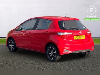 Used Toyota Yaris 2019 for sale - 76411663: Photo