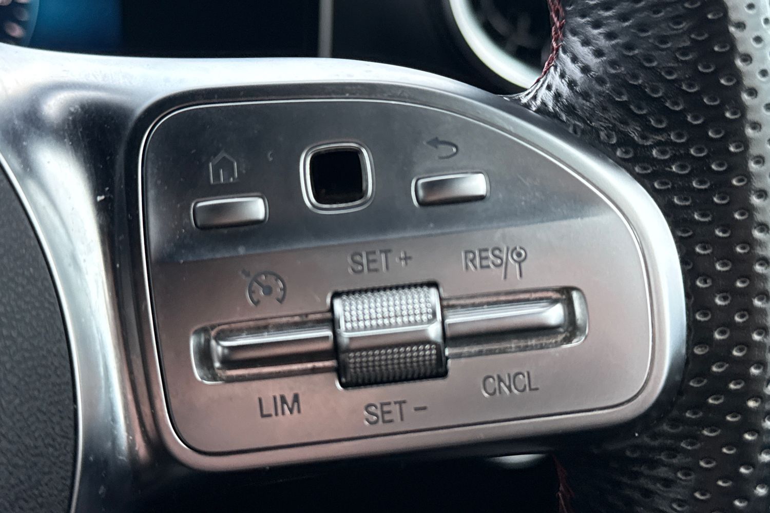 Used Mercedes-Benz A-Class 2020 for sale - 76863377: Photo 12