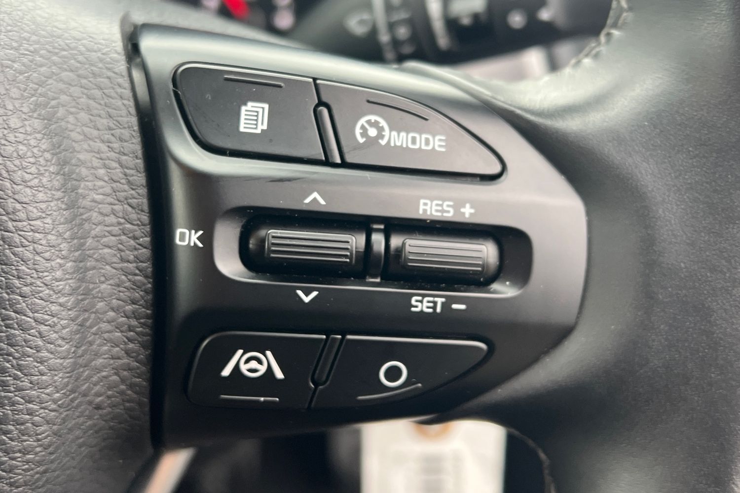 Used Kia Stonic 2022 for sale - 77553400: Photo 10