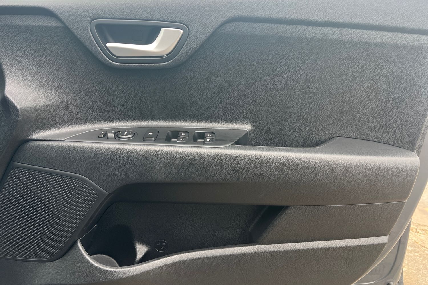 Used Kia Stonic 2022 for sale - 77553400: Photo 15