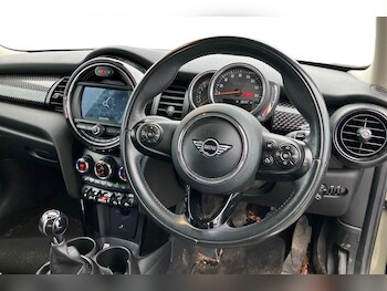 Used MINI Hatch 2018 for sale - 77764531: Photo