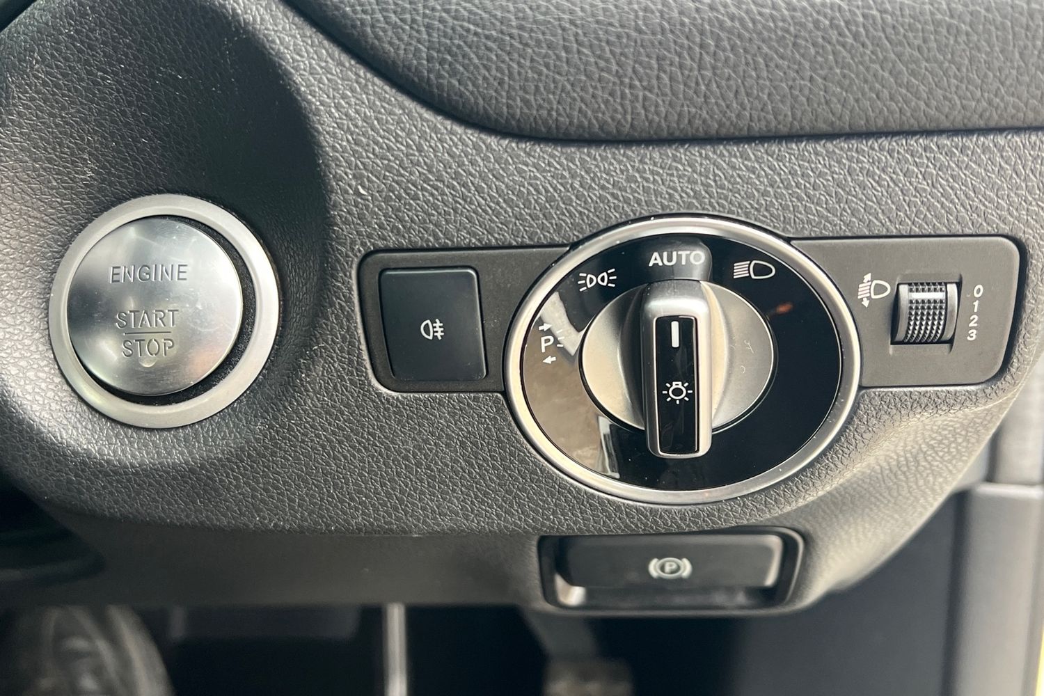 Used Mercedes-Benz GLA 2019 for sale - 77649364: Photo 17